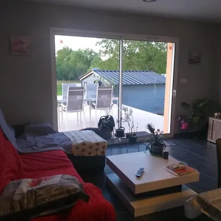 Loue Chambre Pour Etudiant,Ou Stagiaire Douchapt