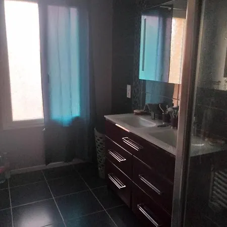Loue Chambre Pour Etudiant,Ou Stagiaire *